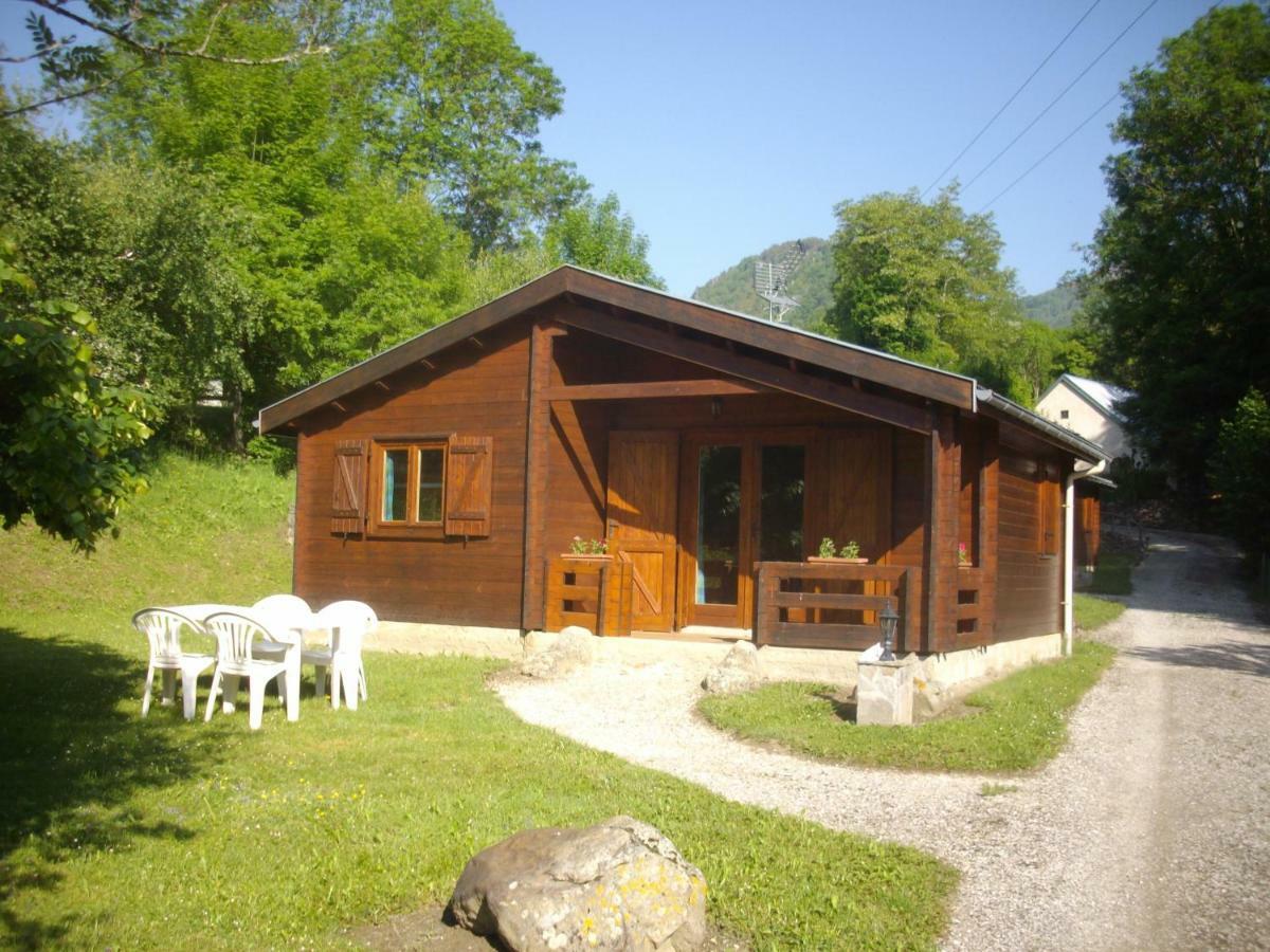 Les Chalets De Montorgueil Saurat ภายนอก รูปภาพ