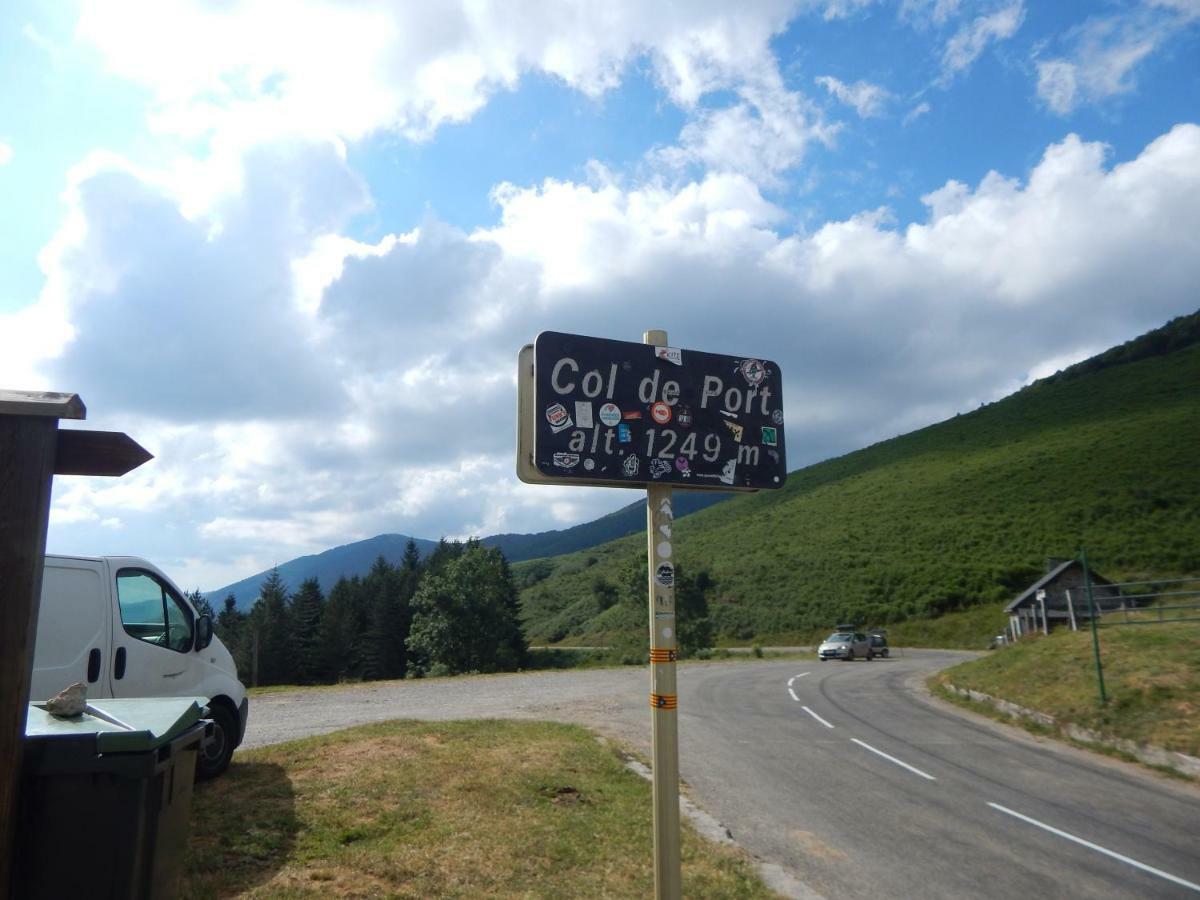 Les Chalets De Montorgueil Saurat ภายนอก รูปภาพ